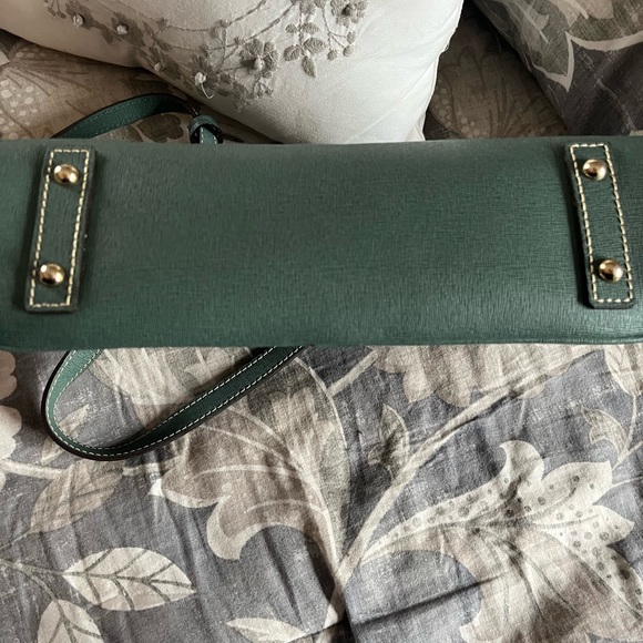 Dooney & Bourke green Saffiano satchel - LIKE NEW CONDITION! - Picture 5 of 6